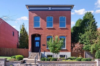 1107 Dolman St, Saint Louis, MO 63104