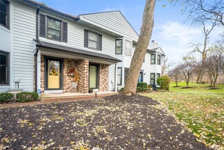 3 Lockwood Dr Unit 2, Pittsford, NY 14534