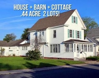 6346 Cropper St, Chincoteague Island, VA 23336