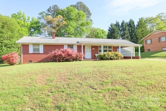 3119 6th Ave SW, Hickory, NC 28602