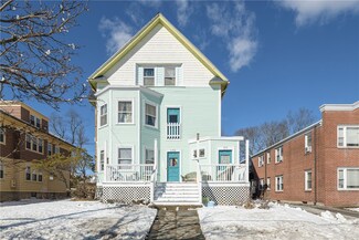 171 Norwood Ave, Cranston, RI 02905