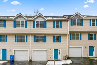 985 Trapelo Rd Unit 11, Waltham, MA 02452