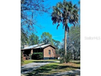16681 N Highway 329, Reddick, FL 32686