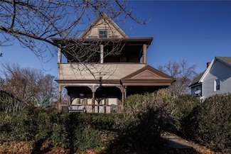 20 Evergreen St, Rochester, NY 14605