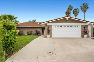 25552 Rhoda Dr, Mission Viejo, CA 92691