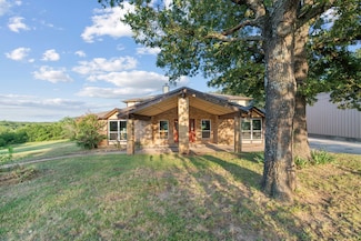 244 Cartwright Hill Ln, Gainesville, TX 76240