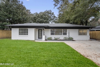 175 Saint Charles Ave, Biloxi, MS 39530