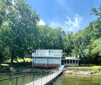 359 Shoe Lace Dr, Camdenton, MO 65020