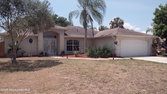 365 Palm Blvd, Merritt Island, FL 32952
