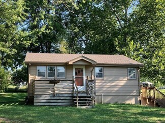 1008 Don Shelton Rd, Excelsior Springs, MO 64024