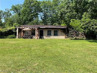 382 Bluestone Dr, Weirton, WV 26062