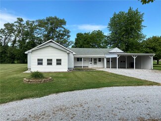 614 Berryman Pike, Tipton, IN 46072