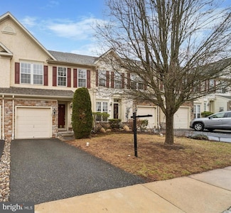 66 Brookview Ln, Pottstown, PA 19464