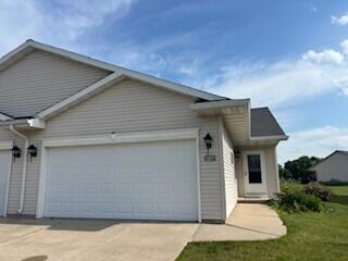 1060 4th St, Fond Du Lac, WI 54935