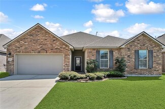 409 W Lake Dr, Slidell, LA 70461
