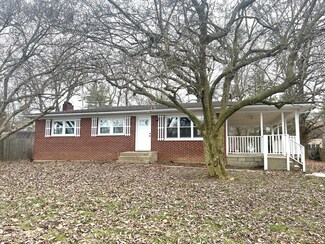 726 E Washington St, Greencastle, IN 46135