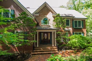 180 Wilbur Way, Cogan Station, PA 17728