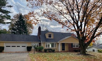 145 Upland Dr, New Castle, PA 16105