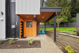 9692 51st Ave S, Seattle, WA 98118