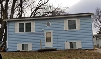 908 2nd Ave NW, Waukon, IA 52172