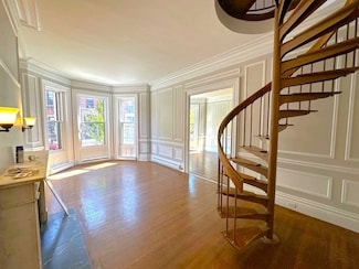 32 Gloucester St Unit 1, Boston, MA 02115