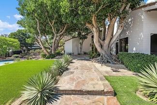 2057 Hidden Crest Dr, El Cajon, CA 92019