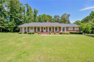 111 Cherry St, Carrollton, AL 35447