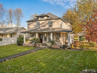 220 Clay St NW, Auburn, WA 98001