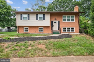 7402 Forrester Ln, Manassas, VA 20109