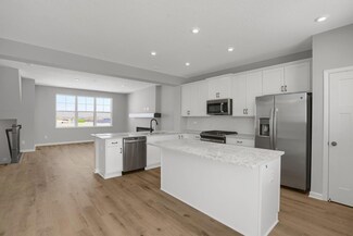 4774 Foxtail Ln, Minnetrista, MN 55331
