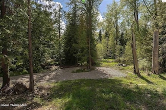 292 Fortyniner Ln, Bonners Ferry, ID 83805