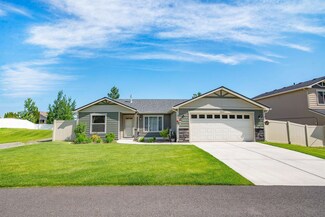 18427 E Selkirk Estates Rd, Greenacres, WA 99016