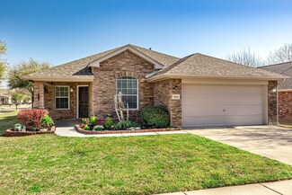 5928 Paloma Blanca Dr, Fort Worth, TX 76179