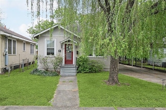 513 Brown Ave, Harvey, LA 70058