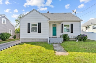 21 Norman St, Cumberland, RI 02864