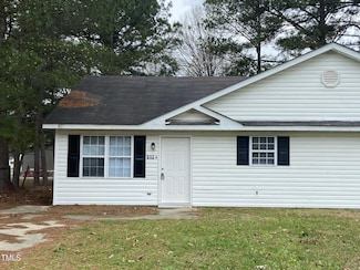 812 3rd Ave Unit A, Smithfield, NC 27577