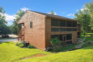 9617 S Lake Ridge Dr Unit 4, Bloomington, IN 47401