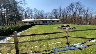 24795 Ridge Rd, Dowagiac, MI 49047