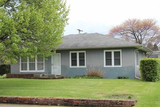1304 E 3rd St, Fowler, IN 47944