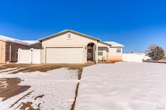 1 Hardwick Ct, Pueblo, CO 81005
