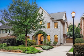 6111 Charlotte St, Houston, TX 77005