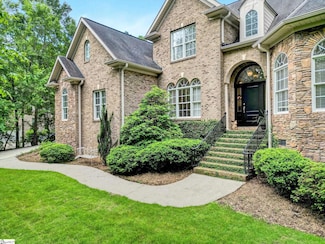 8 Knob Creek Ct, Greer, SC 29651