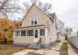 313 W Larch Ave, Muskegon, MI 49441