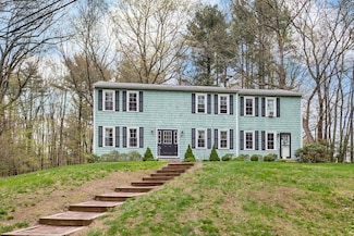 101 Winnicutt Rd Unit 2, Stratham, NH 03885
