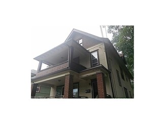 400 Cloverdale Ave, Akron, OH 44302