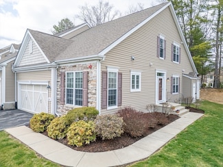 23 Kendall Ct Unit 23, Bedford, MA 01730