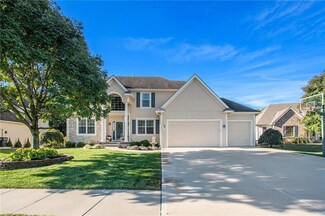 711 Willow St, Lansing, KS 66043