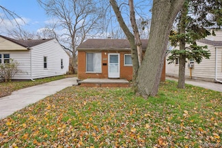 20846 Atlantic Ave, Warren, MI 48091