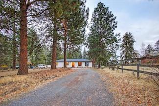 2170 NE 8th St, Bend, OR 97701