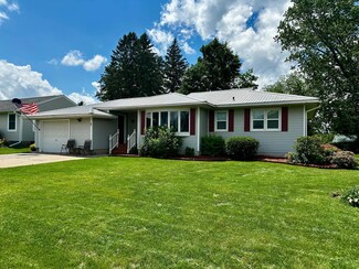 25 3rd Ave NW, Harmony, MN 55939